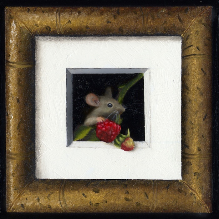 Mouse with a raspberry